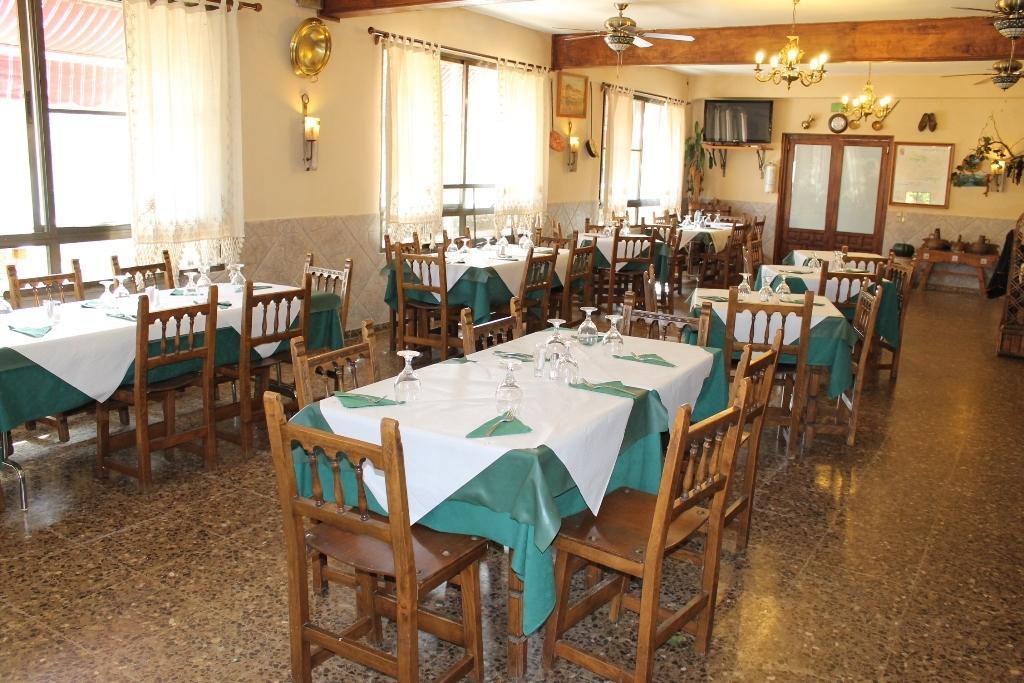 Hostal Restaurante "El Cercao" Sauca ภายนอก รูปภาพ